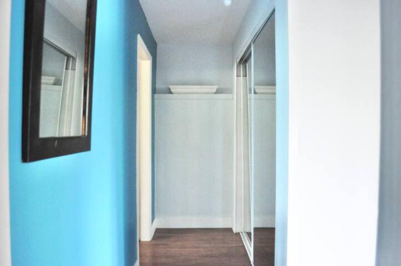 Cozy 1 Bd Suite Centrally Located 노스밴쿠버 외부 사진